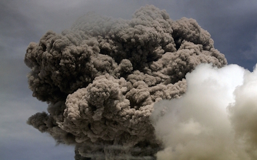 Cotopaxi-eruption.jpg