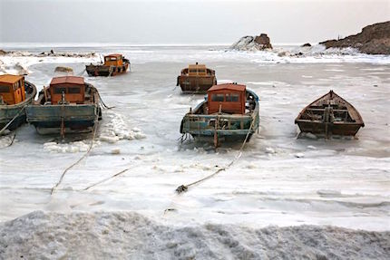 qinhuangdao-sea-ice2.jpg